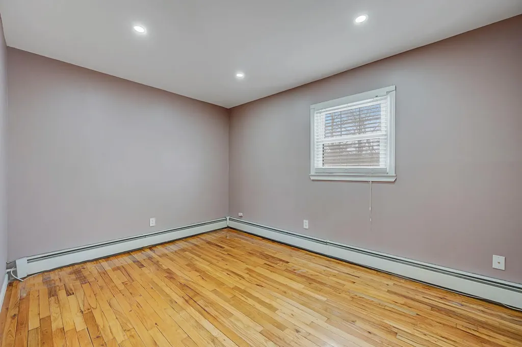 224 Vanderbilt Boulevard Oakdale NY 11769
