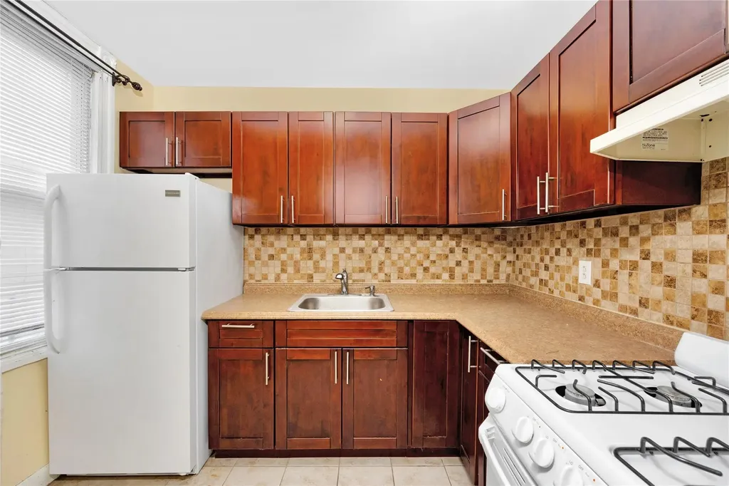 119 Sheridan Avenue Brooklyn NY 11208