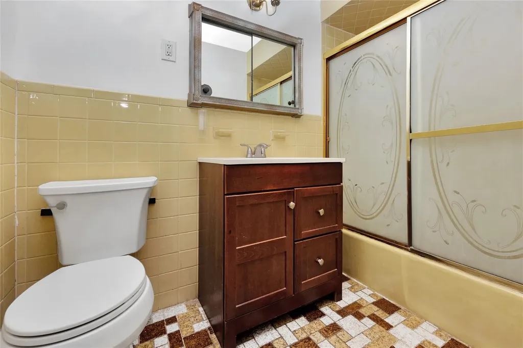 119 Sheridan Avenue Brooklyn NY 11208