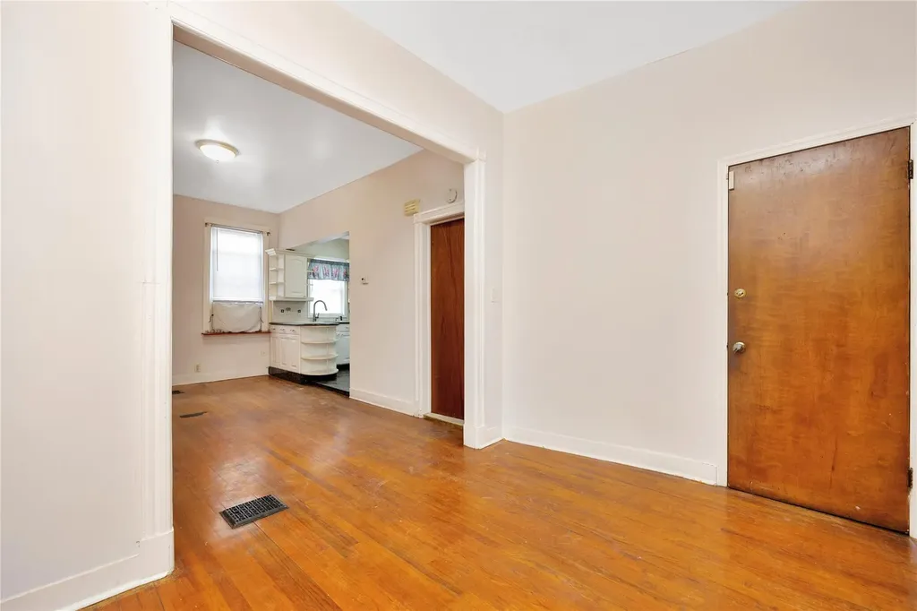 119 Sheridan Avenue Brooklyn NY 11208