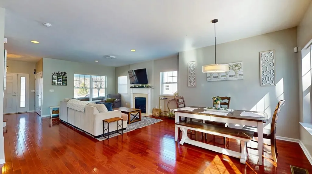 30 Knoll Crest Court Cornwall NY 12518