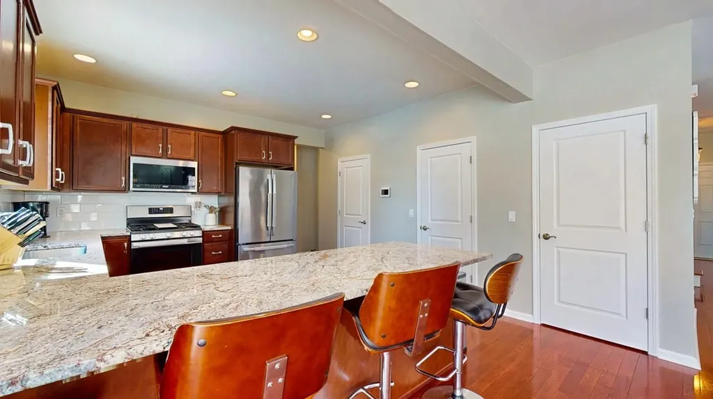 30 Knoll Crest Court Cornwall NY 12518