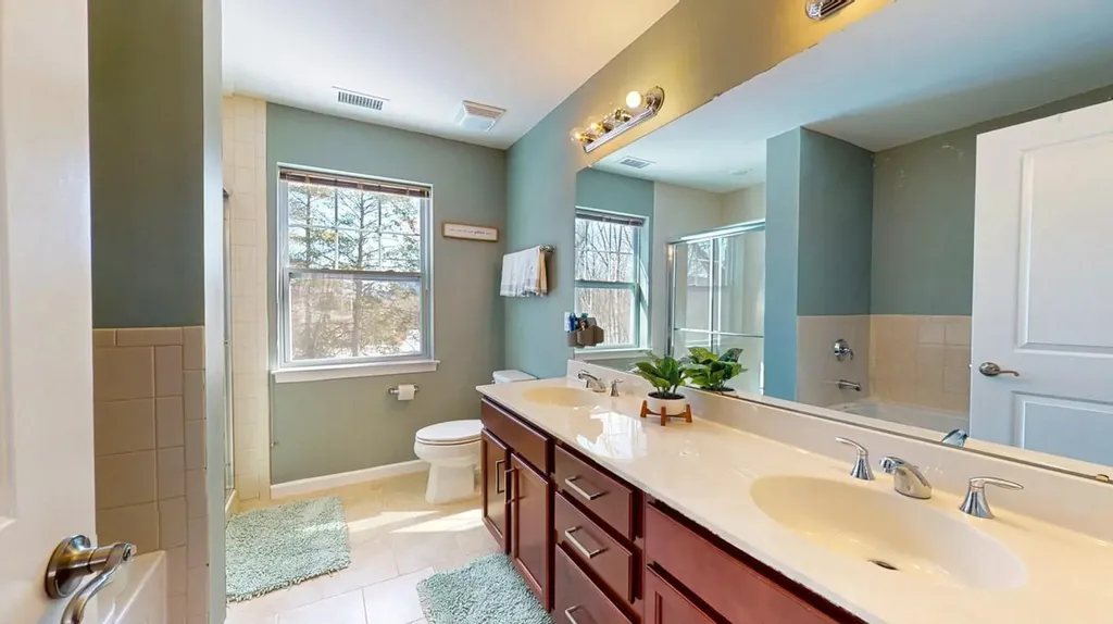 30 Knoll Crest Court Cornwall NY 12518