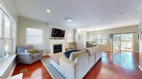 30 Knoll Crest Court Cornwall NY 12518