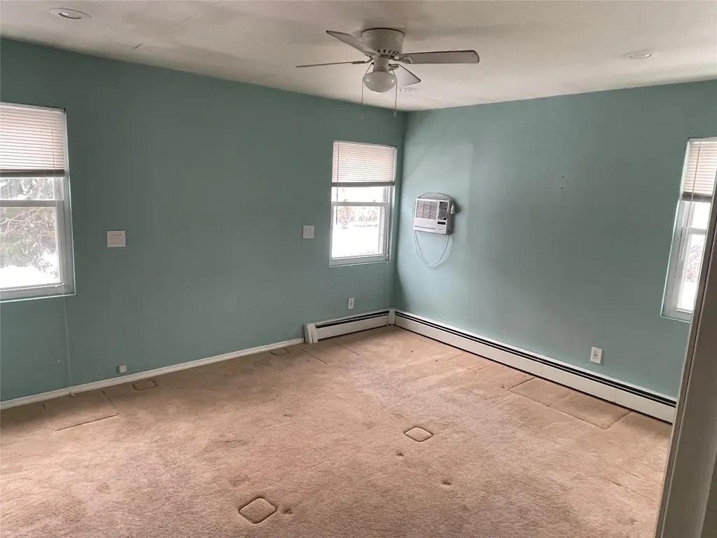 607 Myrtle Avenue West Islip NY 11795