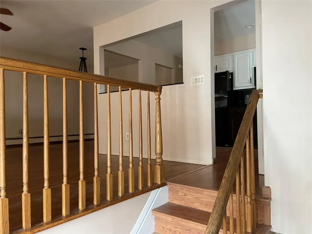 607 Myrtle Avenue West Islip NY 11795