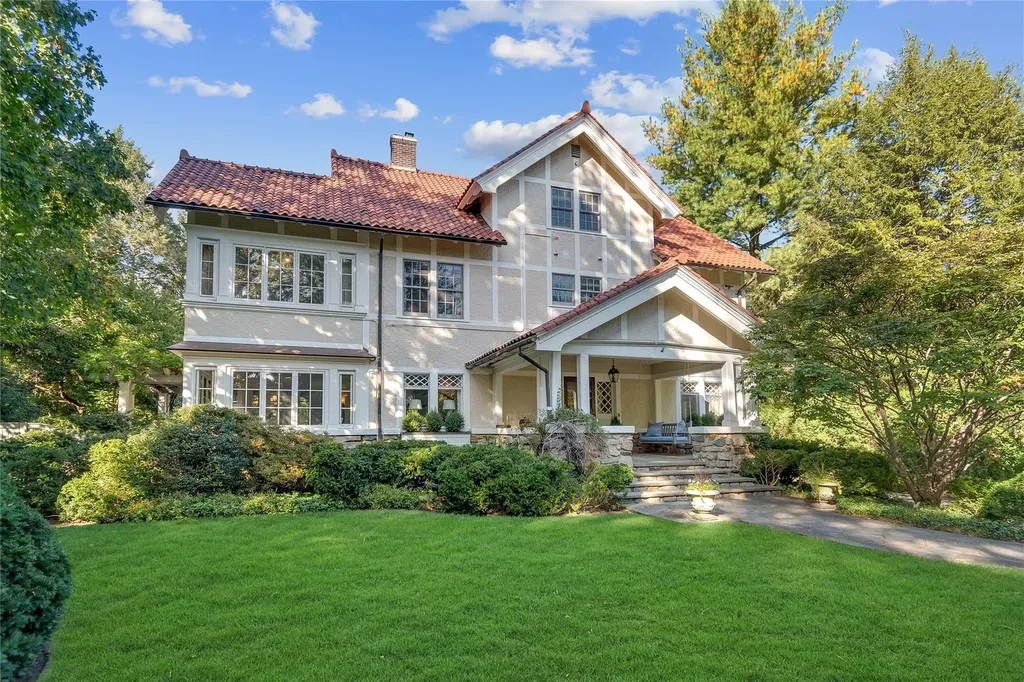 299 Pondfield Road Bronxville NY 10708