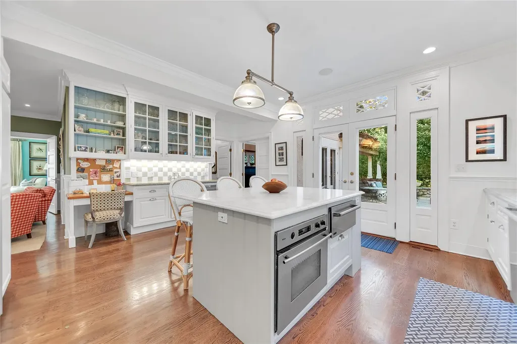 299 Pondfield Road Bronxville NY 10708