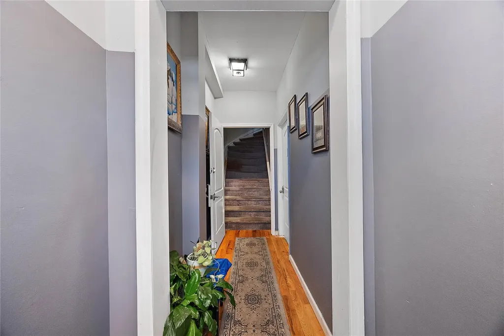61 W 184th Street Bronx NY 10468