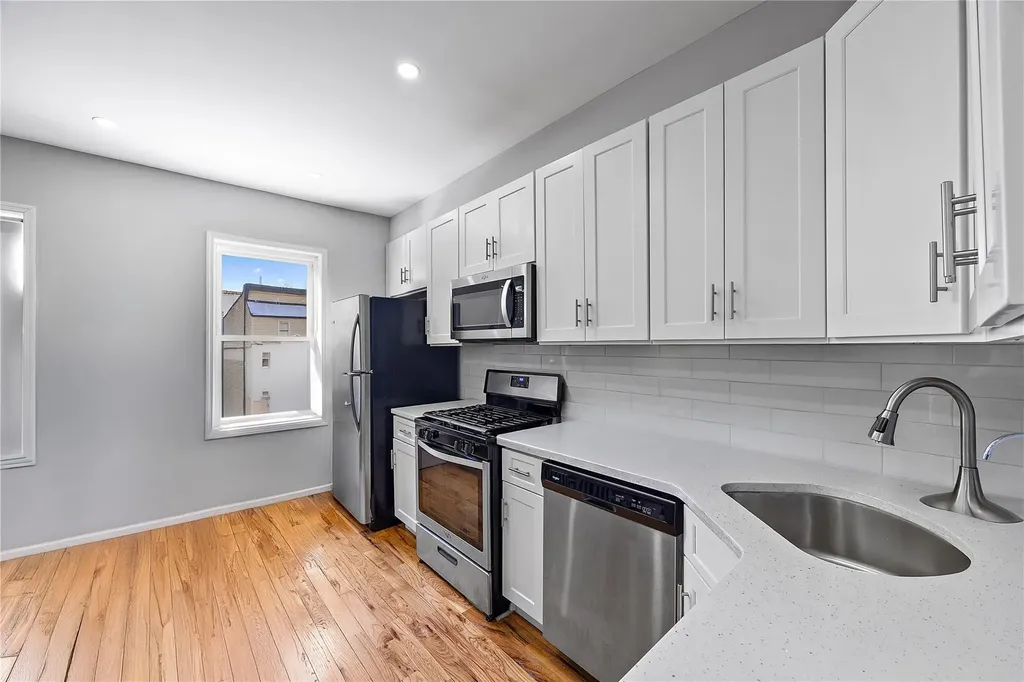 61 W 184th Street Bronx NY 10468