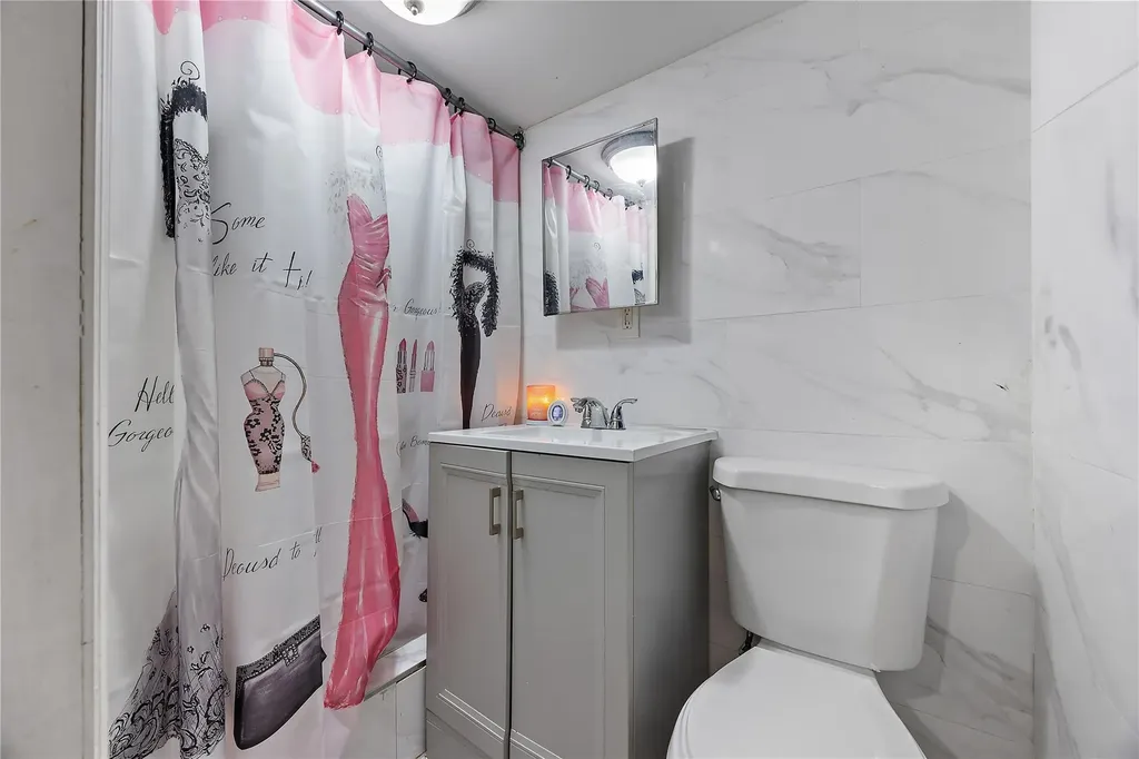 61 W 184th Street Bronx NY 10468