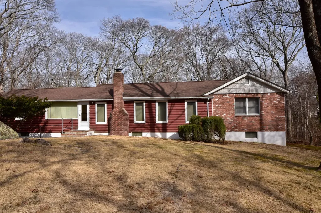 3 Hilltop Drive Miller Place NY 11764