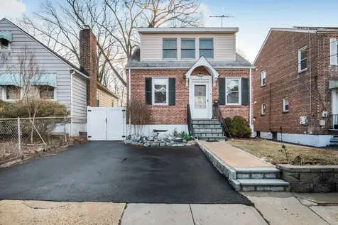 112 Hart Avenue Yonkers NY 10704
