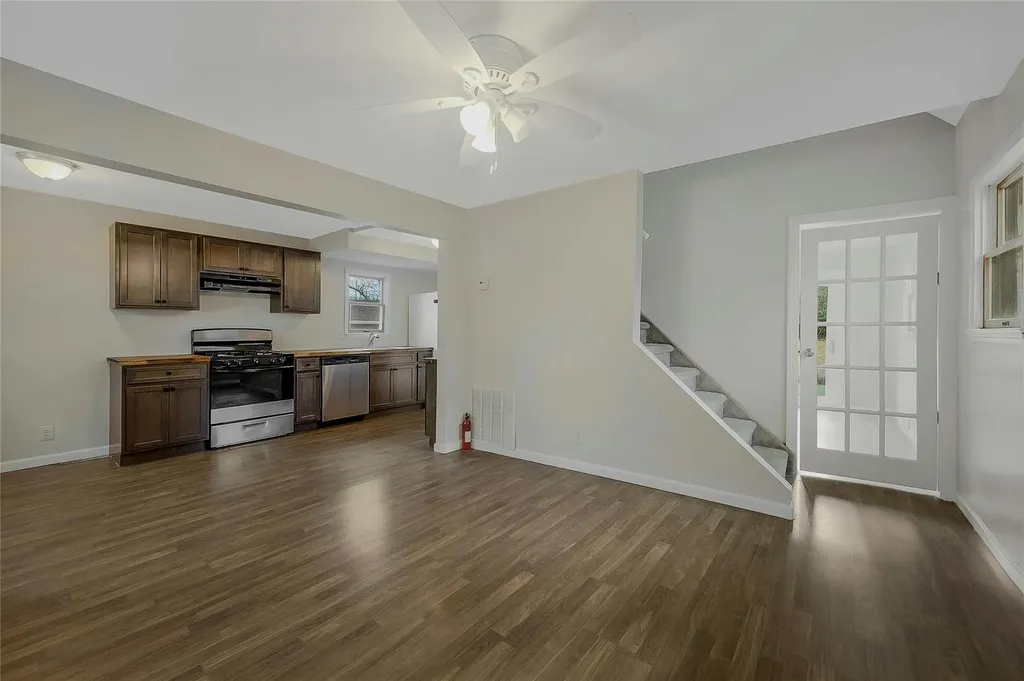 4 Mars Road Rocky Point NY 11778
