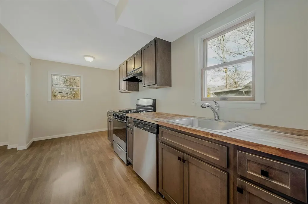 4 Mars Road Rocky Point NY 11778