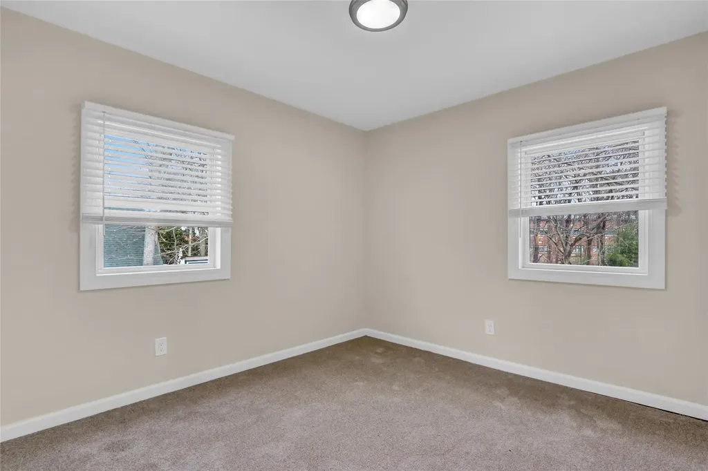 219 Floyd Road Shirley NY 11967