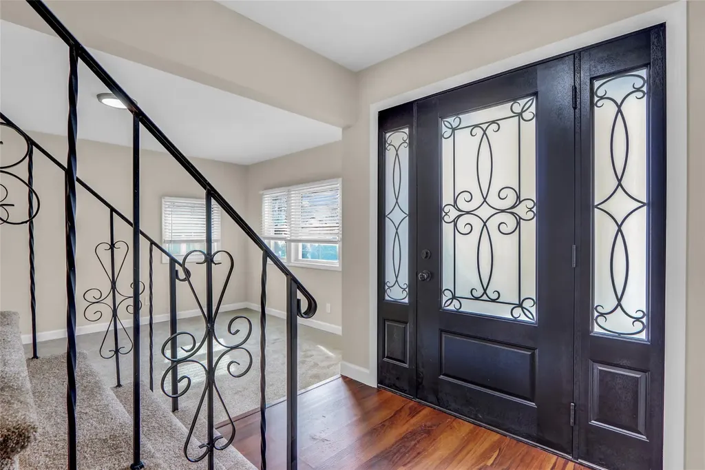 219 Floyd Road Shirley NY 11967