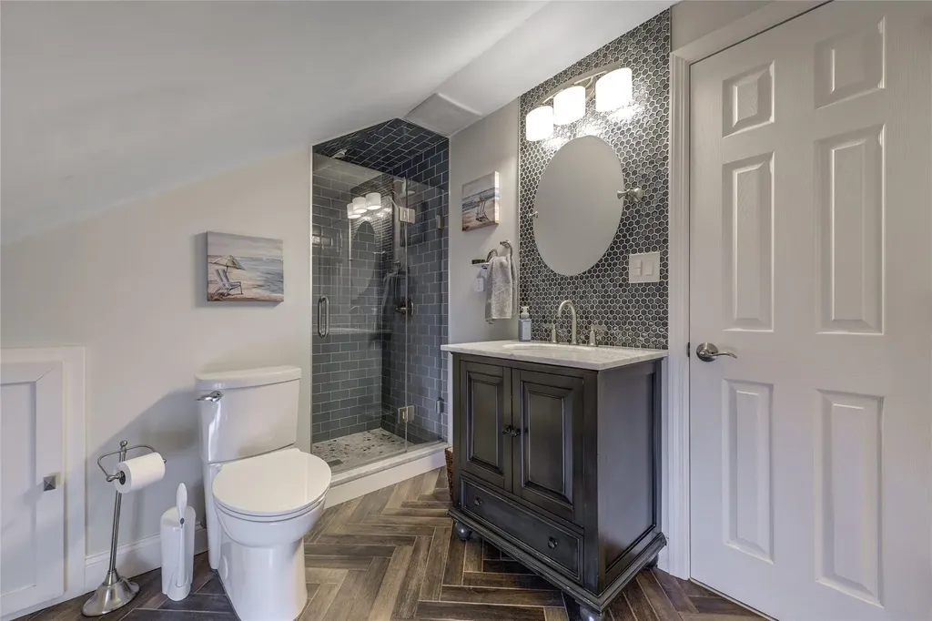71 Mellow Lane Westbury NY 11590