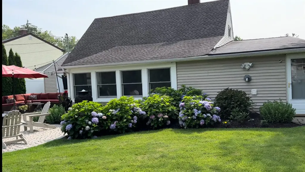 71 Mellow Lane Westbury NY 11590
