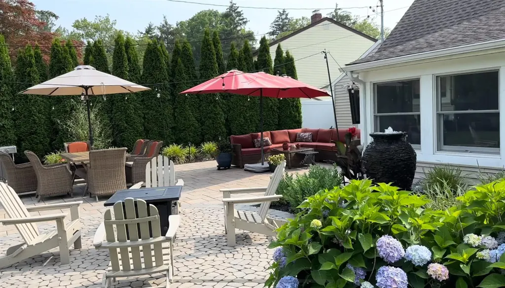 71 Mellow Lane Westbury NY 11590