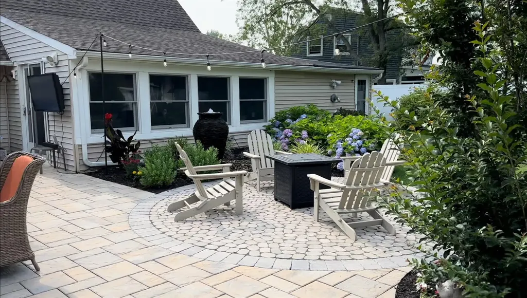 71 Mellow Lane Westbury NY 11590