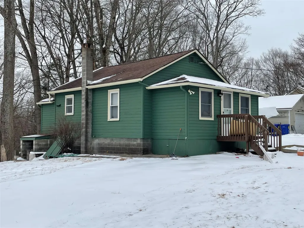 3 Hill Top Lane Pine Bush NY 12566