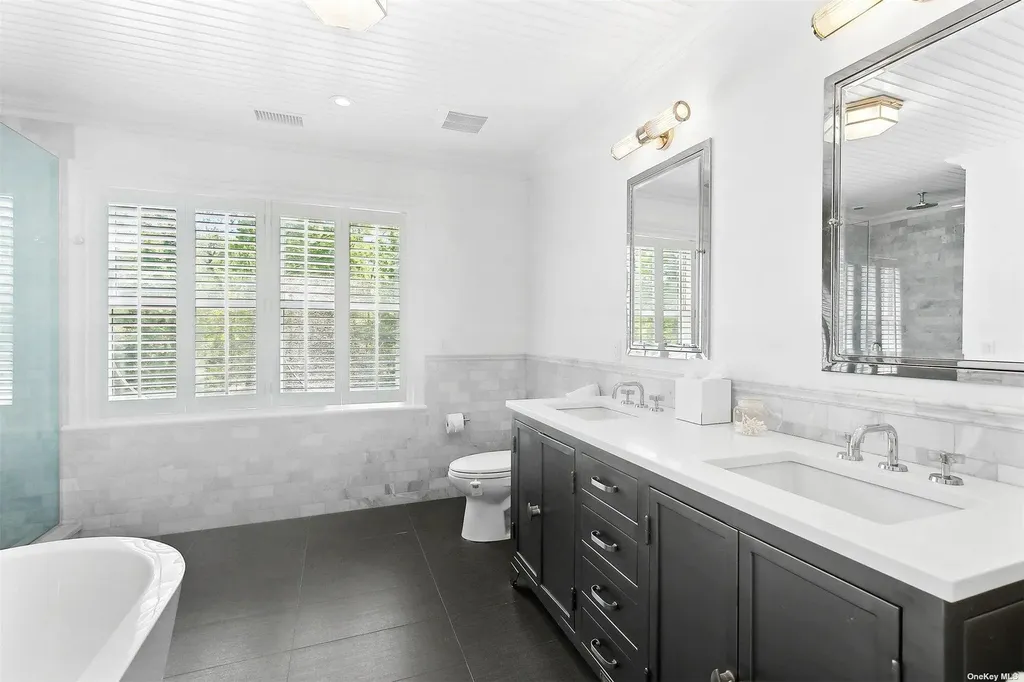 394 Mill Road Westhampton NY 11977