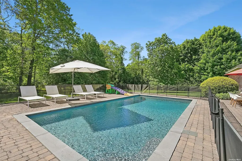 394 Mill Road Westhampton NY 11977