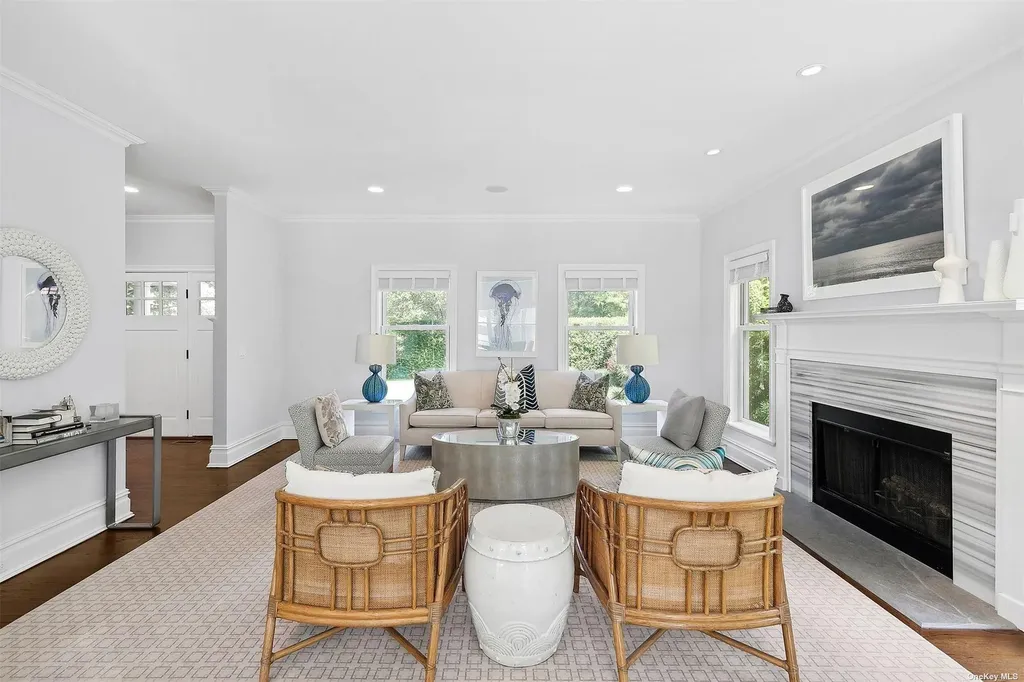394 Mill Road Westhampton NY 11977