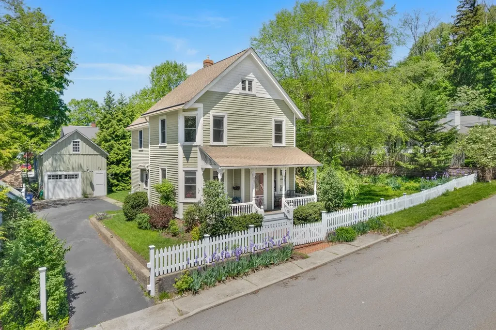 4 Oak Street Cold Spring NY 10516