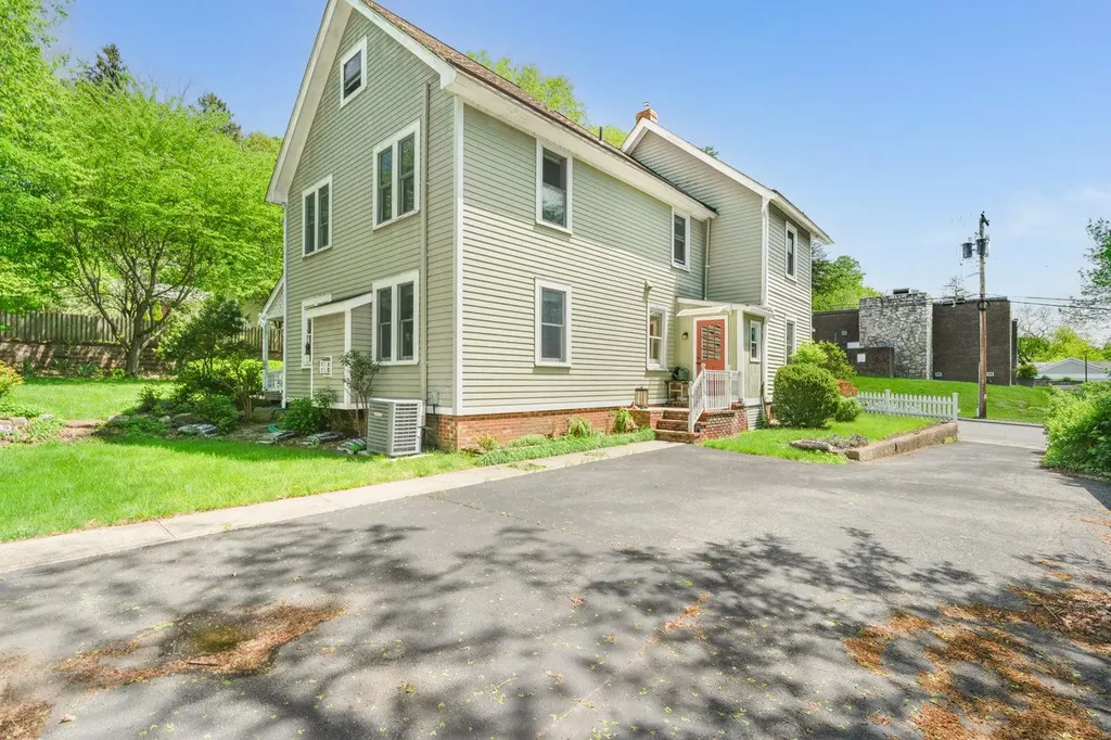 4 Oak Street Cold Spring NY 10516