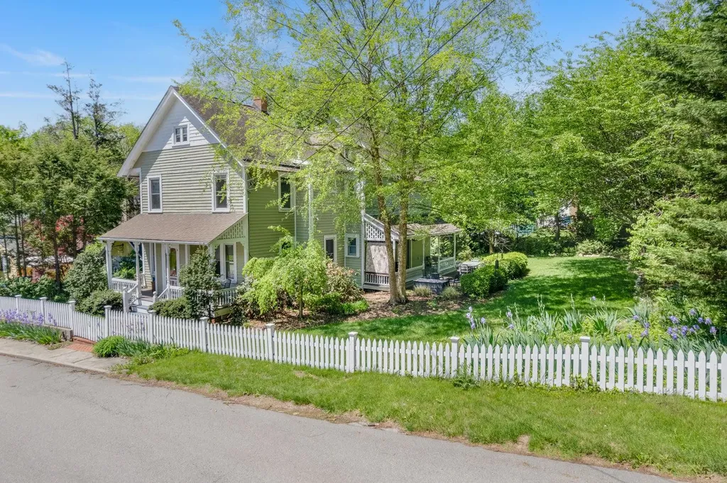 4 Oak Street Cold Spring NY 10516