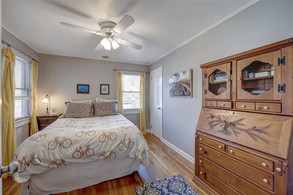 98 Gillette Avenue Patchogue NY 11772