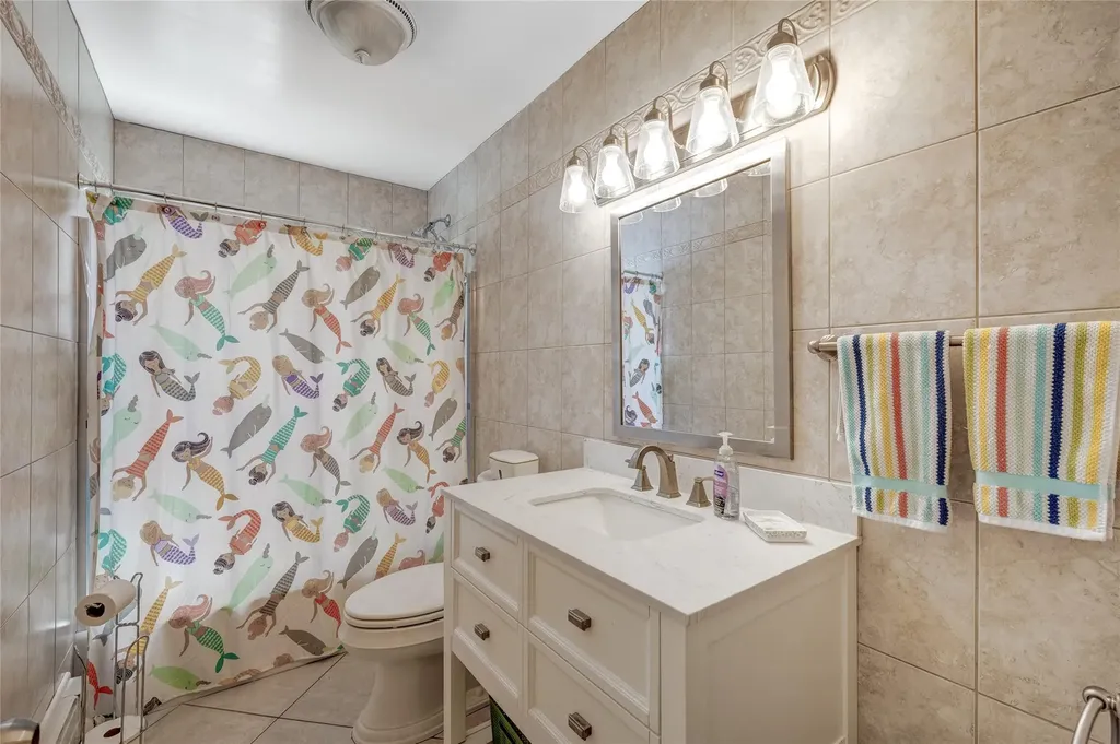 98 Gillette Avenue Patchogue NY 11772