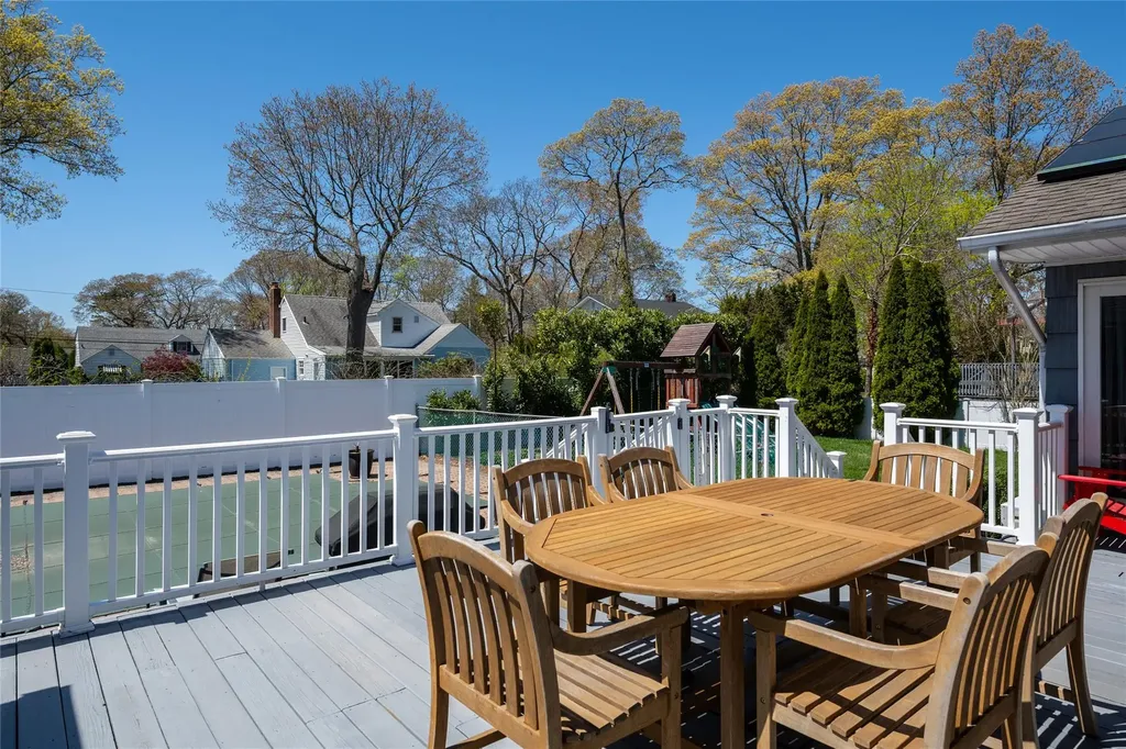 98 Gillette Avenue Patchogue NY 11772