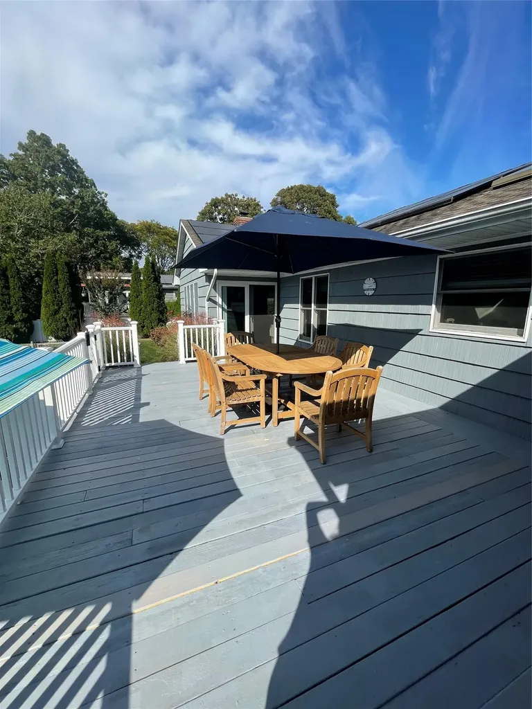 98 Gillette Avenue Patchogue NY 11772