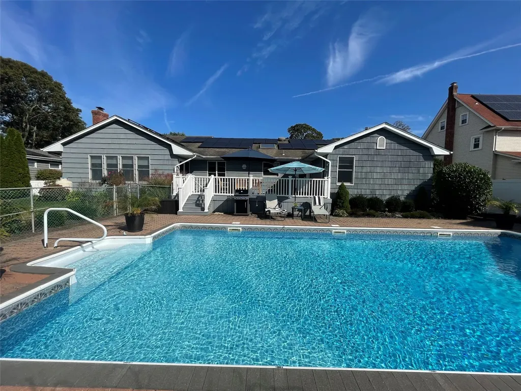 98 Gillette Avenue Patchogue NY 11772