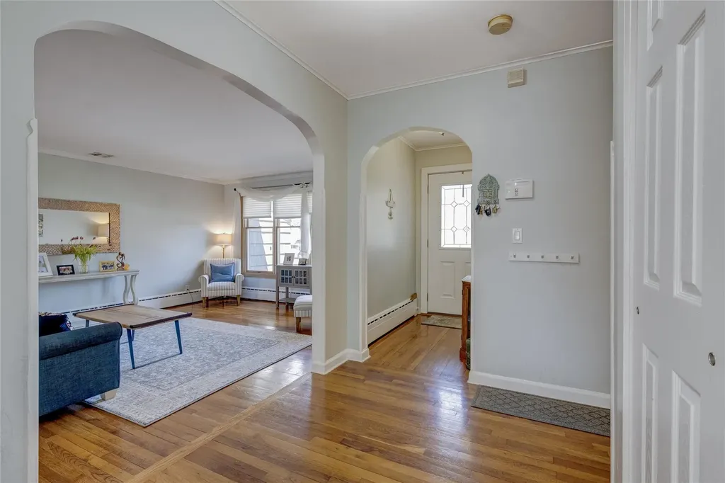98 Gillette Avenue Patchogue NY 11772