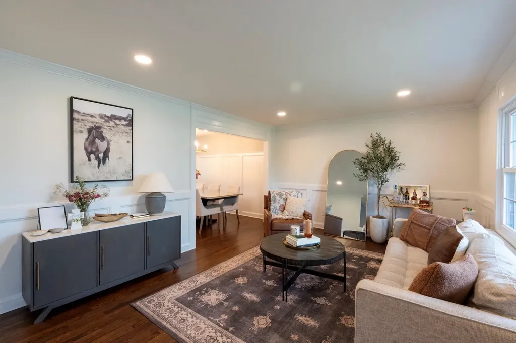 13a Saturn Boulevard Hauppauge NY 11788