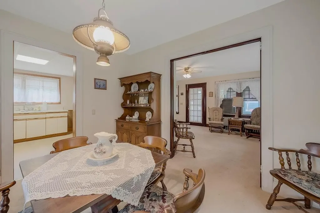 30 Hallock Street Riverhead NY 11901