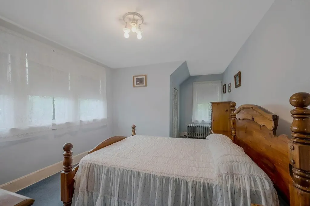 30 Hallock Street Riverhead NY 11901