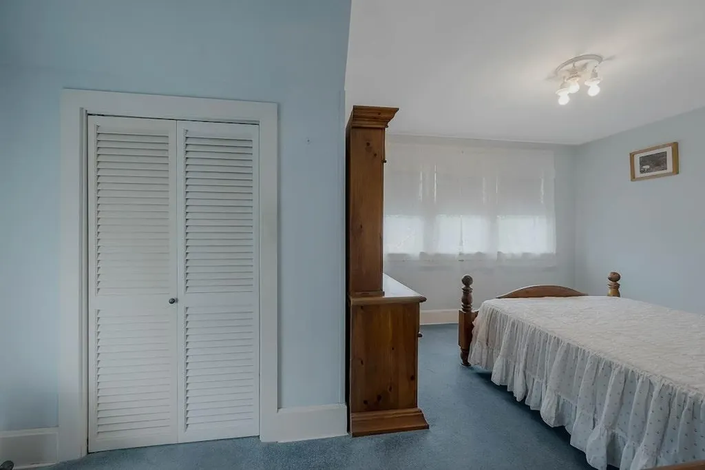 30 Hallock Street Riverhead NY 11901