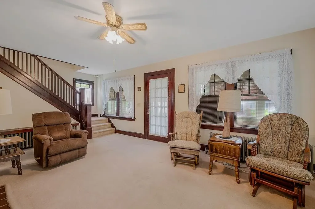 30 Hallock Street Riverhead NY 11901