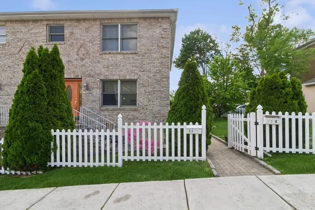 25 Westerly Street Yonkers NY 10704