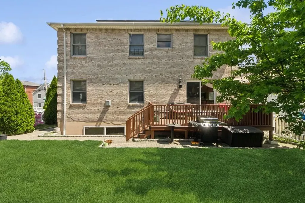 25 Westerly Street Yonkers NY 10704