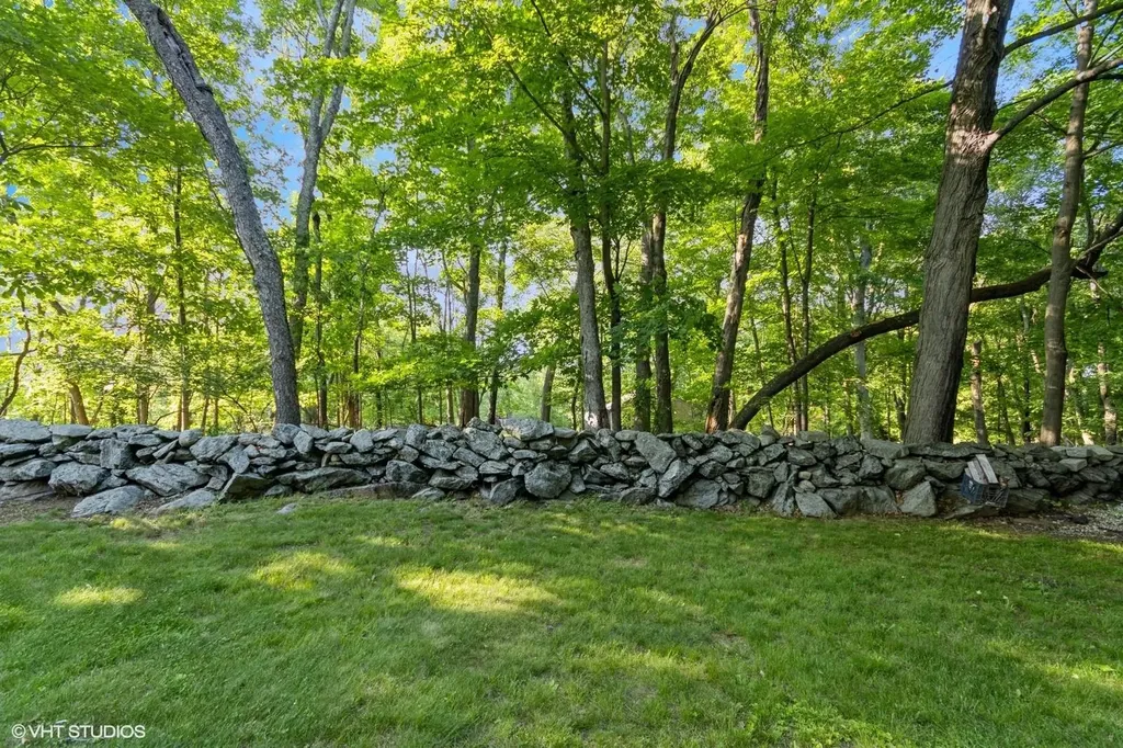 144 Shear Hill Road Mahopac NY 10541