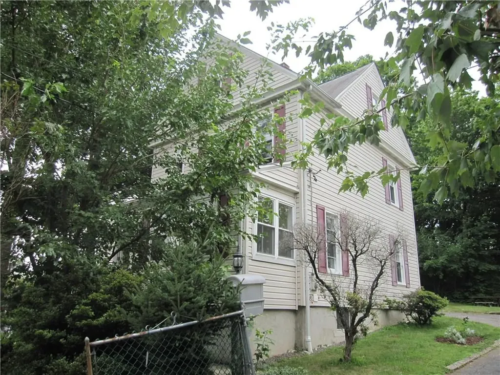 8 Winthrop Avenue Larchmont NY 10538