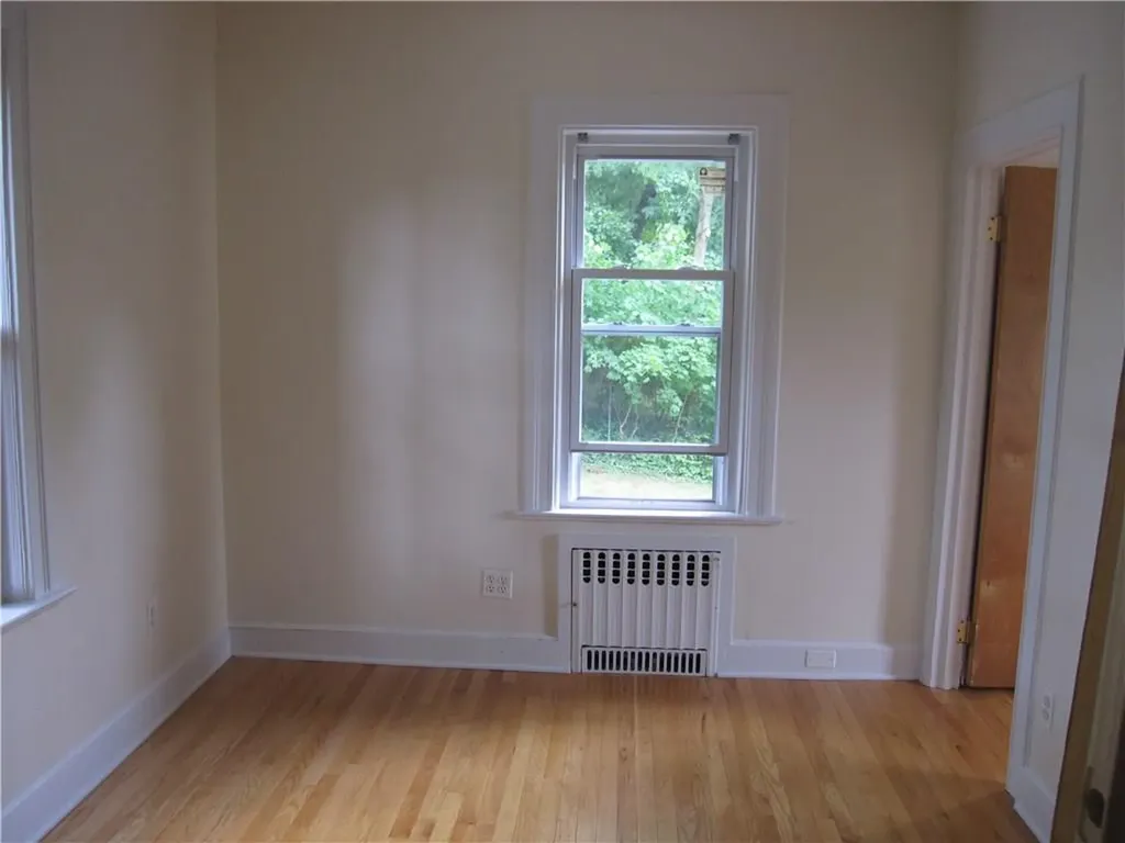 8 Winthrop Avenue Larchmont NY 10538