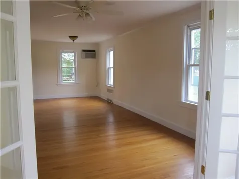 8 Winthrop Avenue Larchmont NY 10538