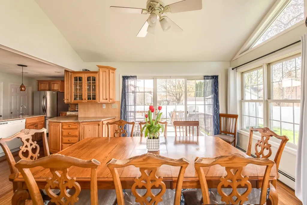 15 Simmons Drive Saugerties NY 12477
